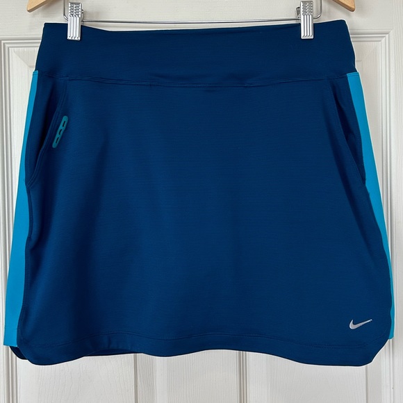 Nike Golf Dry Fit Skirt Size M - Picture 1 of 9